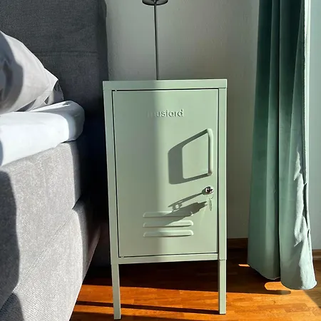 Schleusenkammer * هاملن